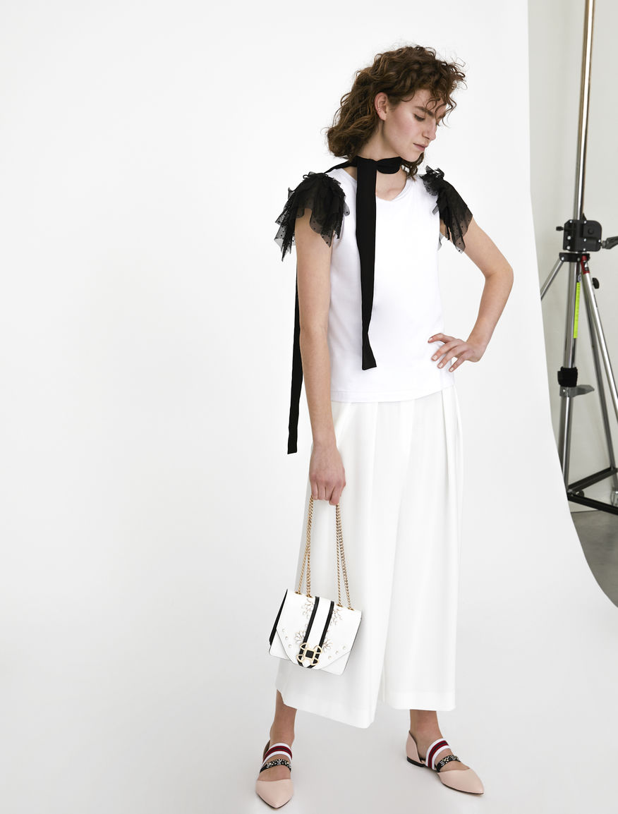 Tulle sleeve T-shirt Tulle sleeve T-shirt