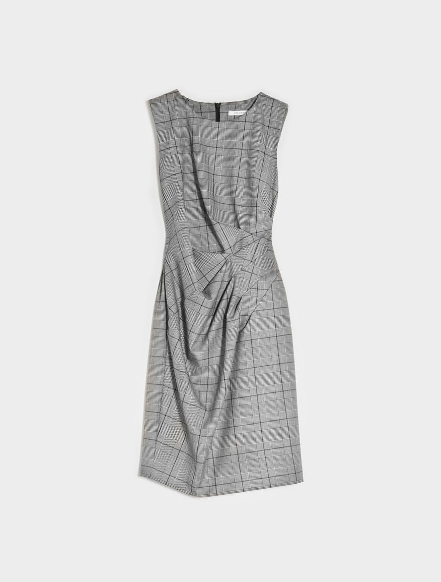 Short dress Short dress
