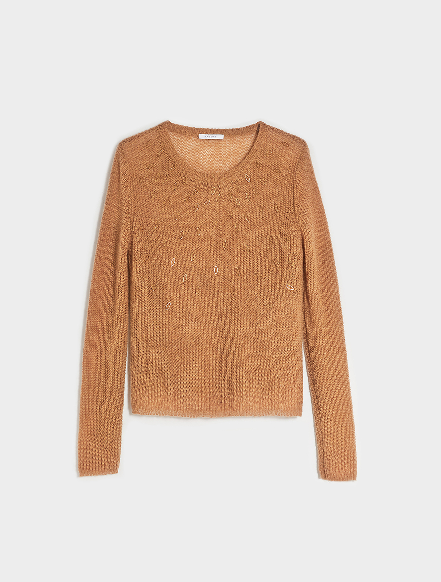 Loose fitting jumper Loose fitting jumper