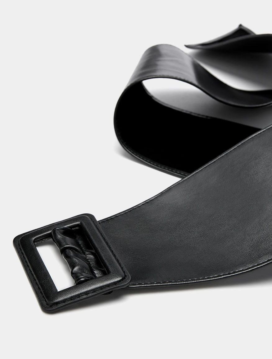 Sash belt. Sash belt.