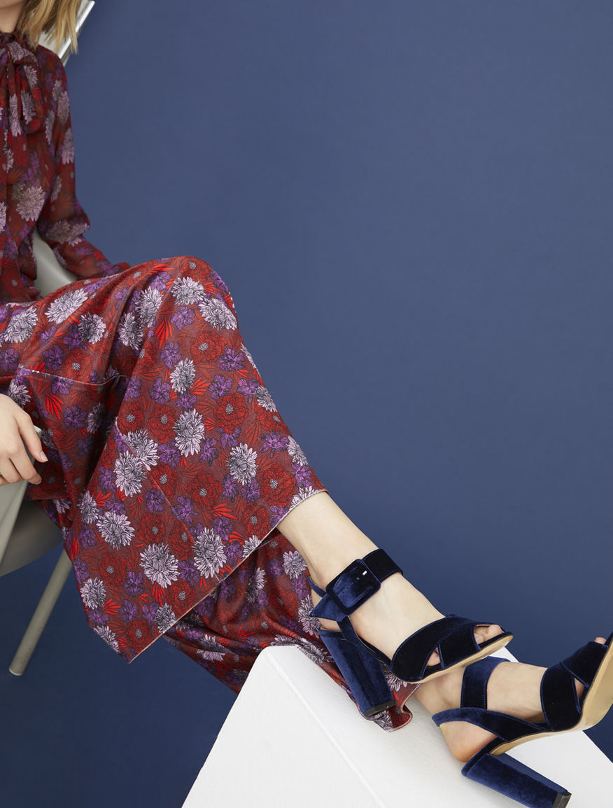 Velvet sandals Velvet sandals