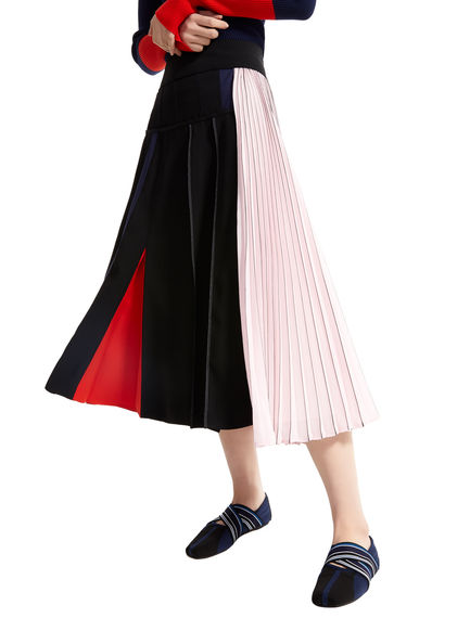 Block Stripe Asymmetric Pleat Skirt