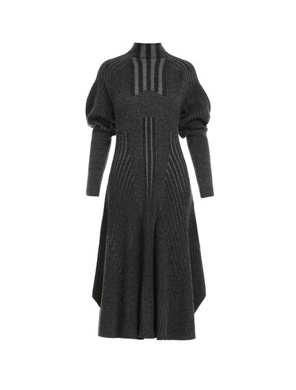 Abito in lana vanisé con spalle voluminose