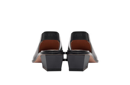 Slingback in naplak