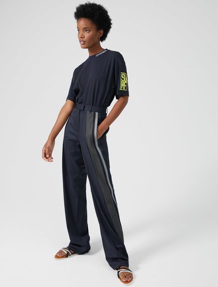 Pantalone con banda asimmetrica