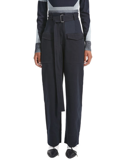 Pantaloni in stile cargo