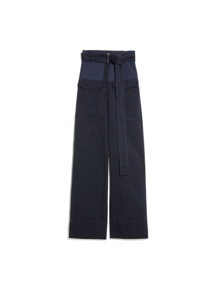 Pantaloni in stile cargo