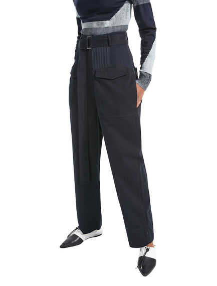 Pantaloni in stile cargo