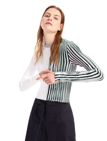 Maglia con costine 3D
