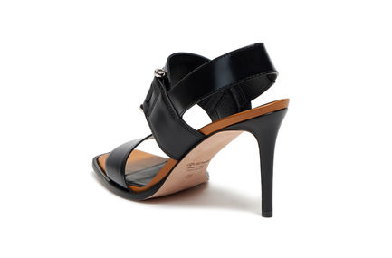 Sandali alti con cinturini sport