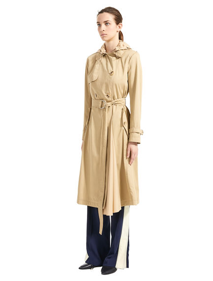 Trench d’ispirazione sport