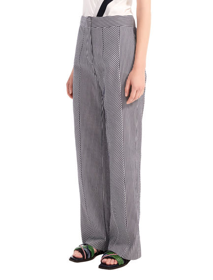 Pantaloni seersucker a righe