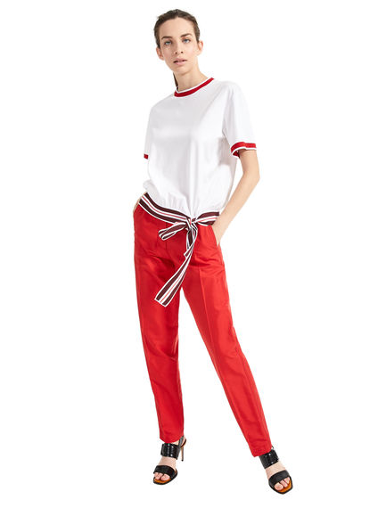 T-shirt con fiocco laterale