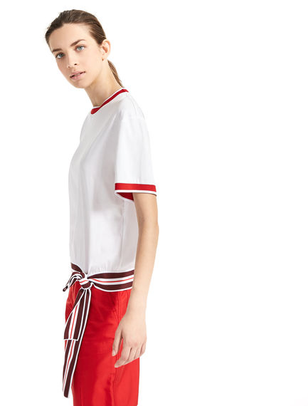 T-shirt con fiocco laterale