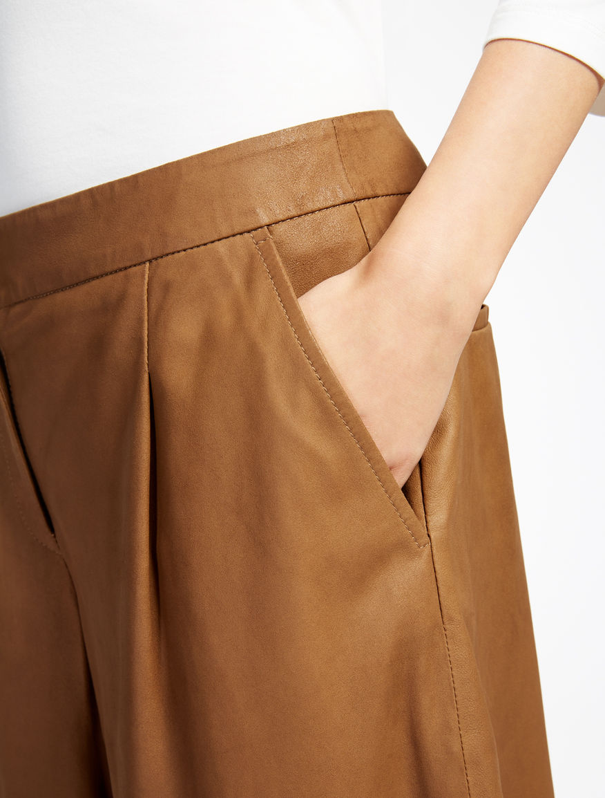 Leather trousers Weekend Maxmara Leather trousers Weekend Maxmara