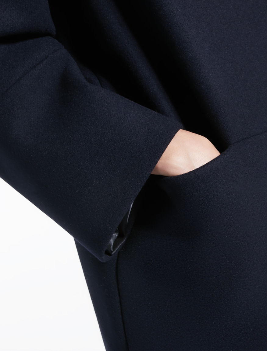 Wool coat Weekend Maxmara Wool coat Weekend Maxmara