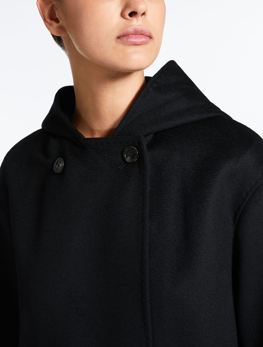 Wool coat Weekend Maxmara Wool coat Weekend Maxmara