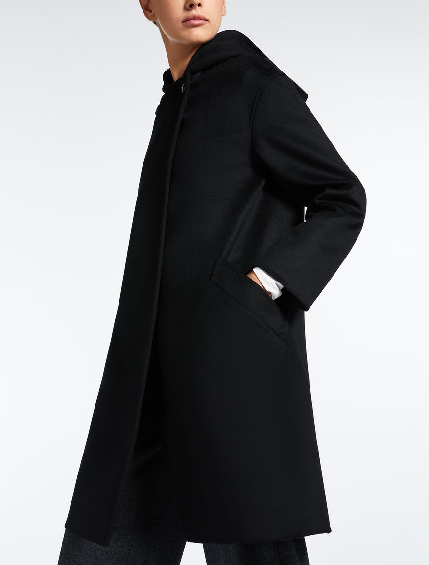 Wool coat Weekend Maxmara Wool coat Weekend Maxmara