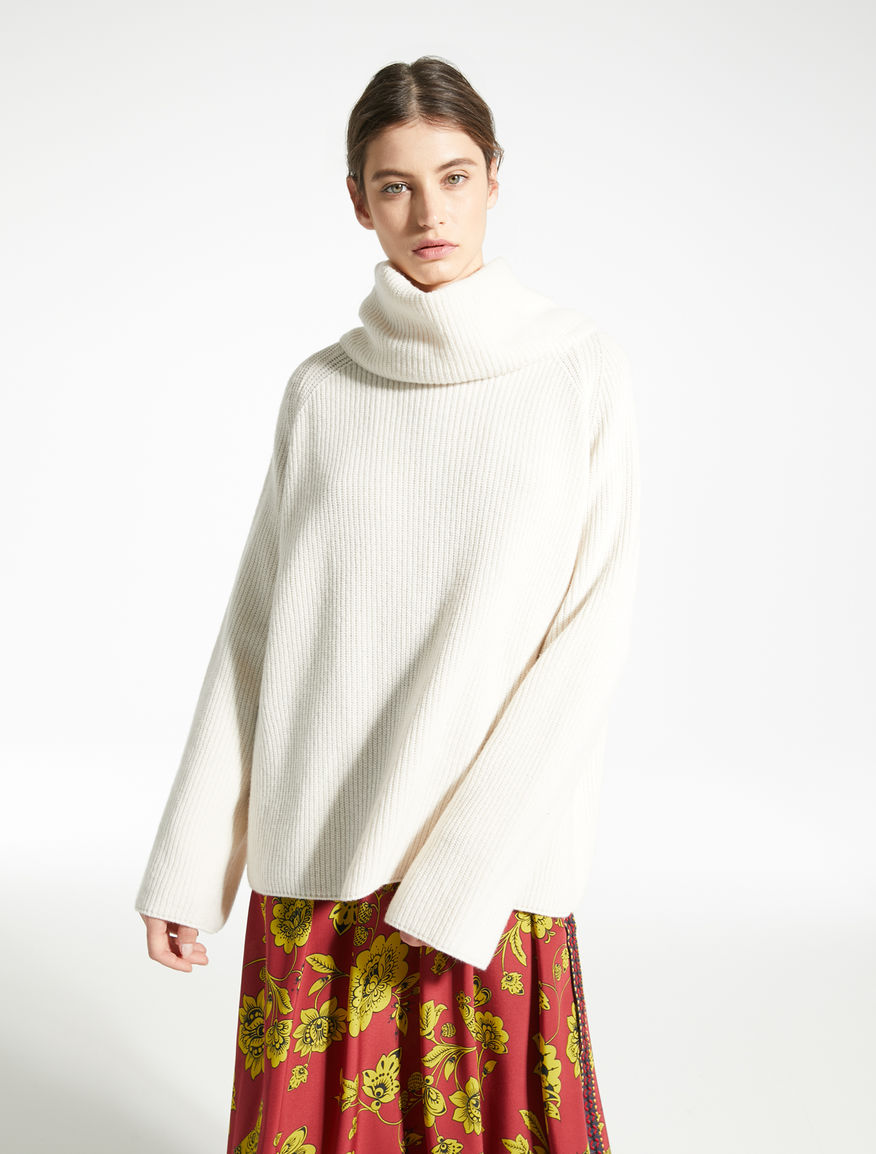 Wool yarn pullover Weekend Maxmara Wool yarn pullover Weekend Maxmara