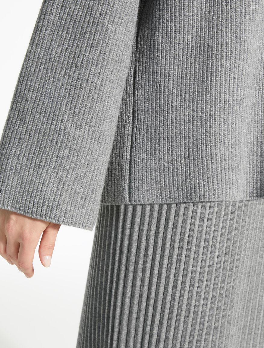 Wool yarn pullover Weekend Maxmara Wool yarn pullover Weekend Maxmara