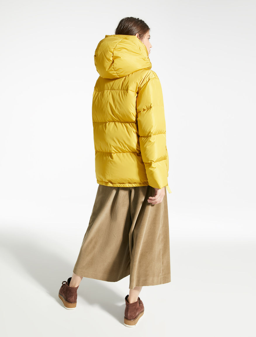 Piumino in taffetà di nylon antigoccia Weekend Maxmara Piumino in taffetà di nylon antigoccia Weekend Maxmara