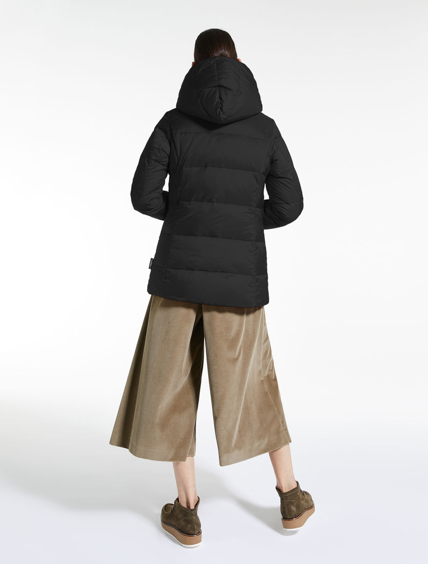 Water-repellent nylon canvas down coat Weekend Maxmara Water-repellent nylon canvas down coat Weekend Maxmara