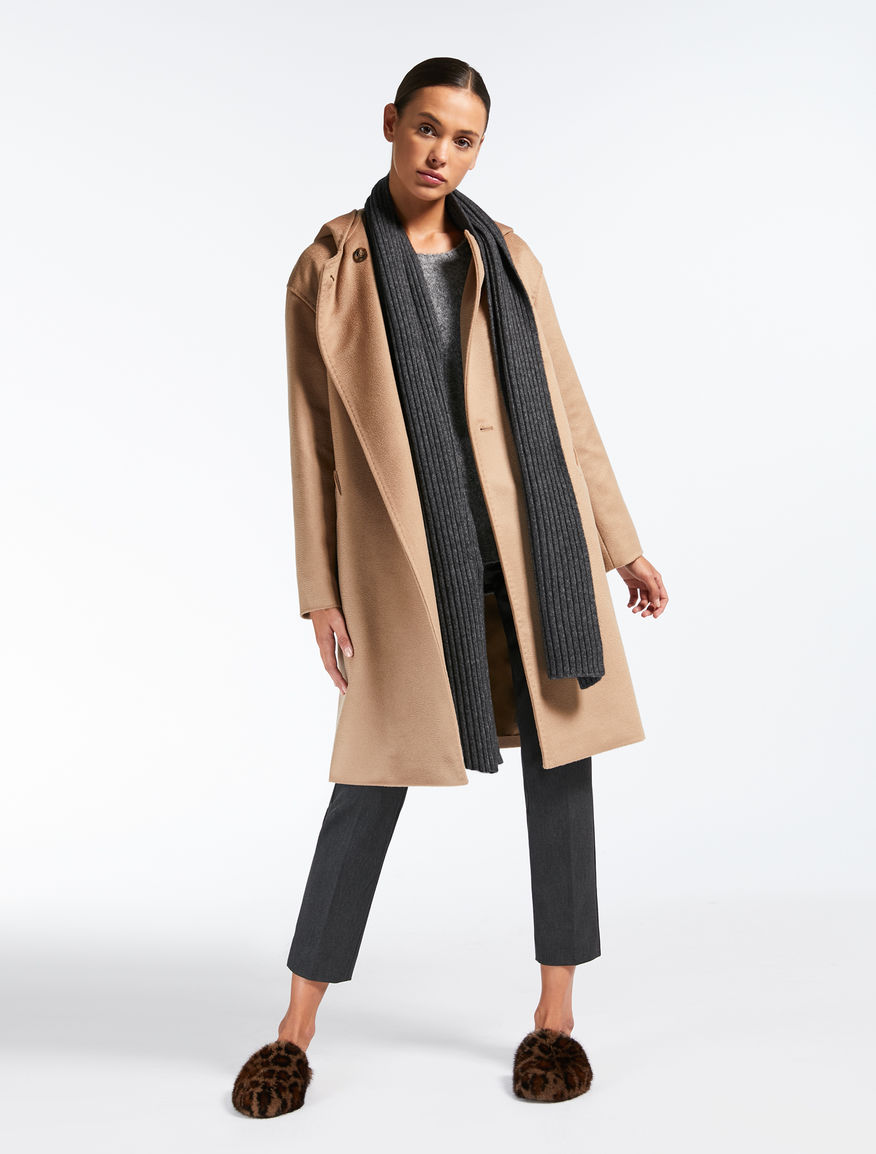 Sciarpa in lana a coste Weekend Maxmara Sciarpa in lana a coste Weekend Maxmara