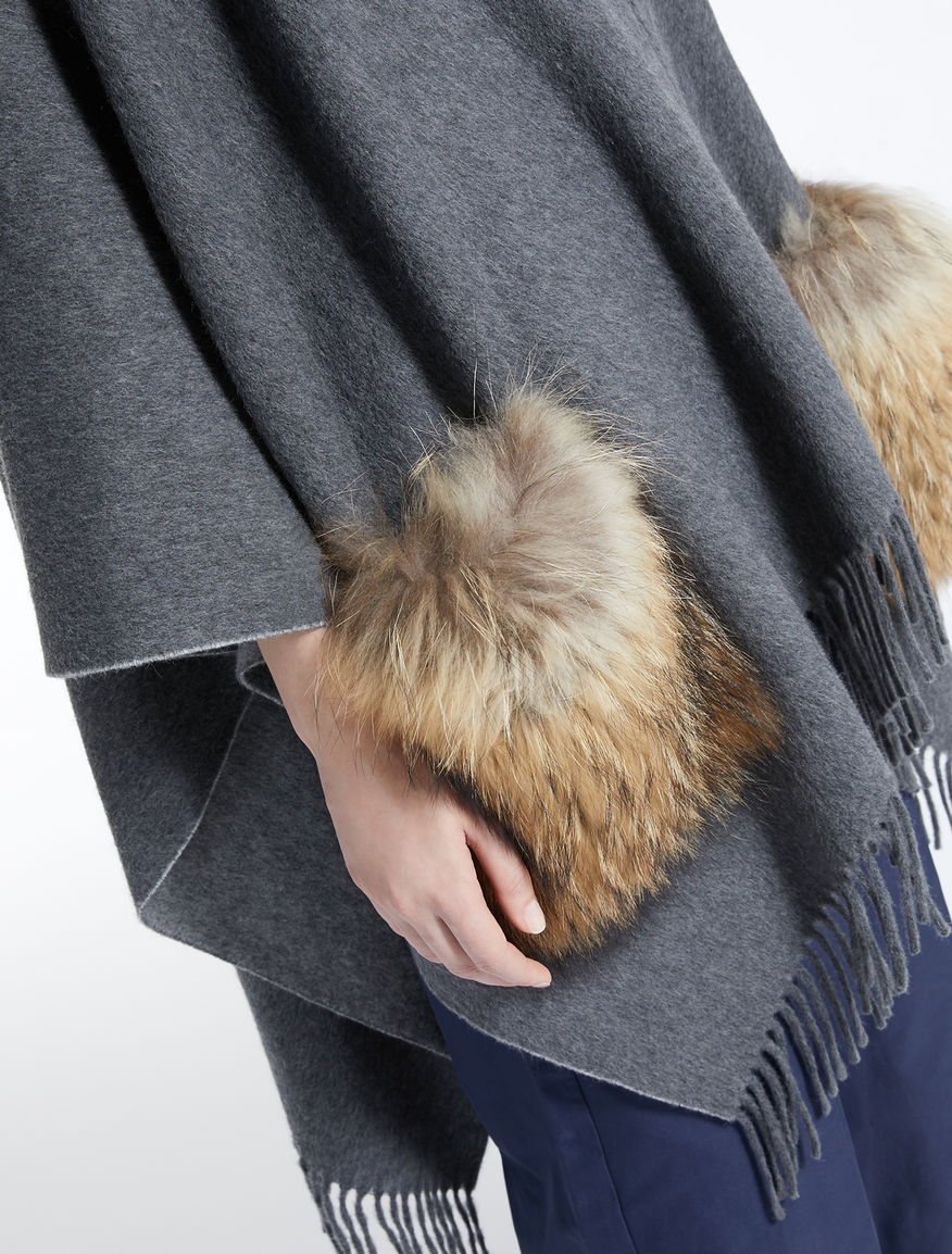 Wool and fur cape Weekend Maxmara Wool and fur cape Weekend Maxmara