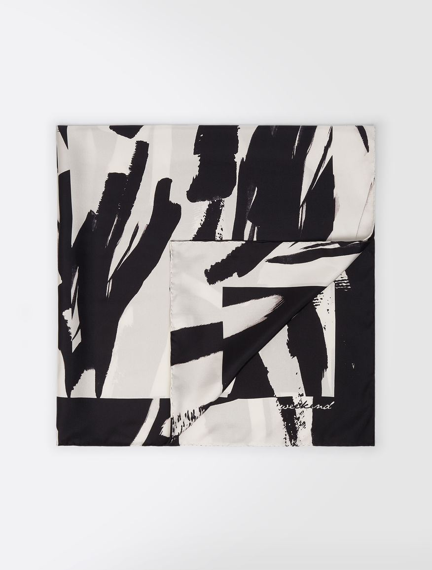 Printed silk twill foulard Weekend Maxmara Printed silk twill foulard Weekend Maxmara