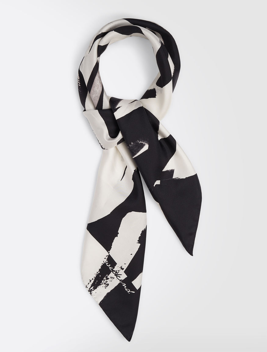 Printed silk twill foulard Weekend Maxmara Printed silk twill foulard Weekend Maxmara