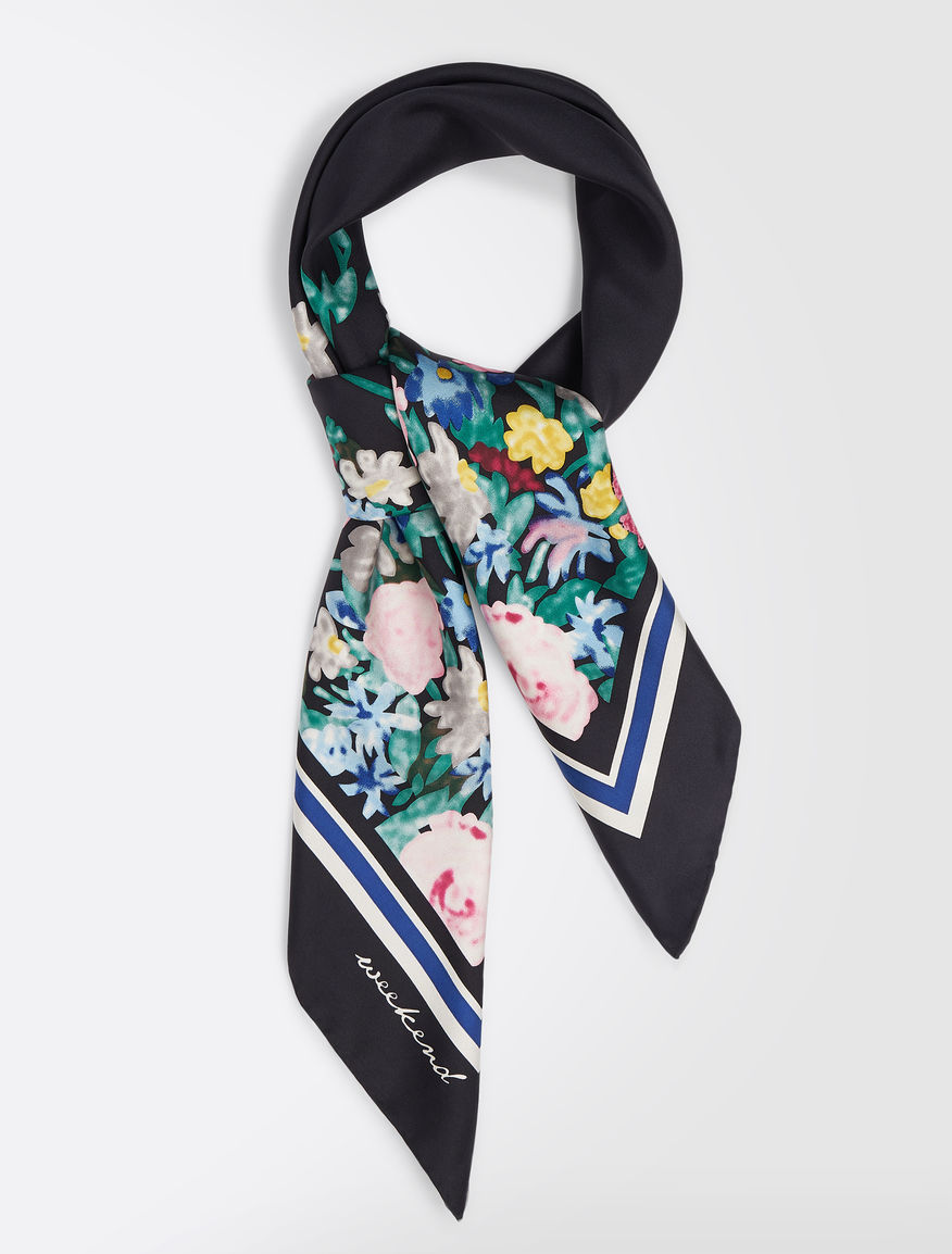 Printed silk twill foulard Weekend Maxmara Printed silk twill foulard Weekend Maxmara