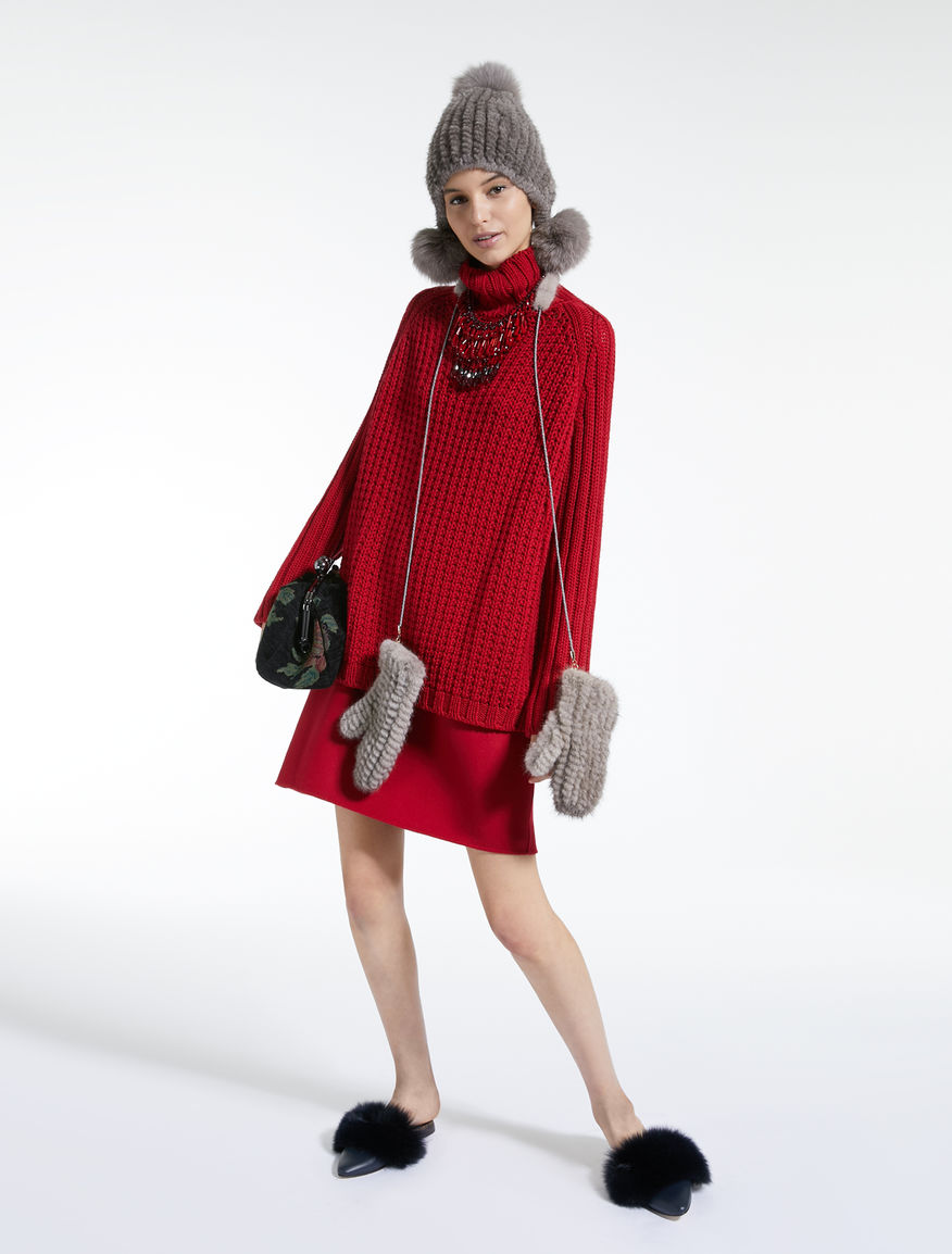 Mink beret Weekend Maxmara Mink beret Weekend Maxmara