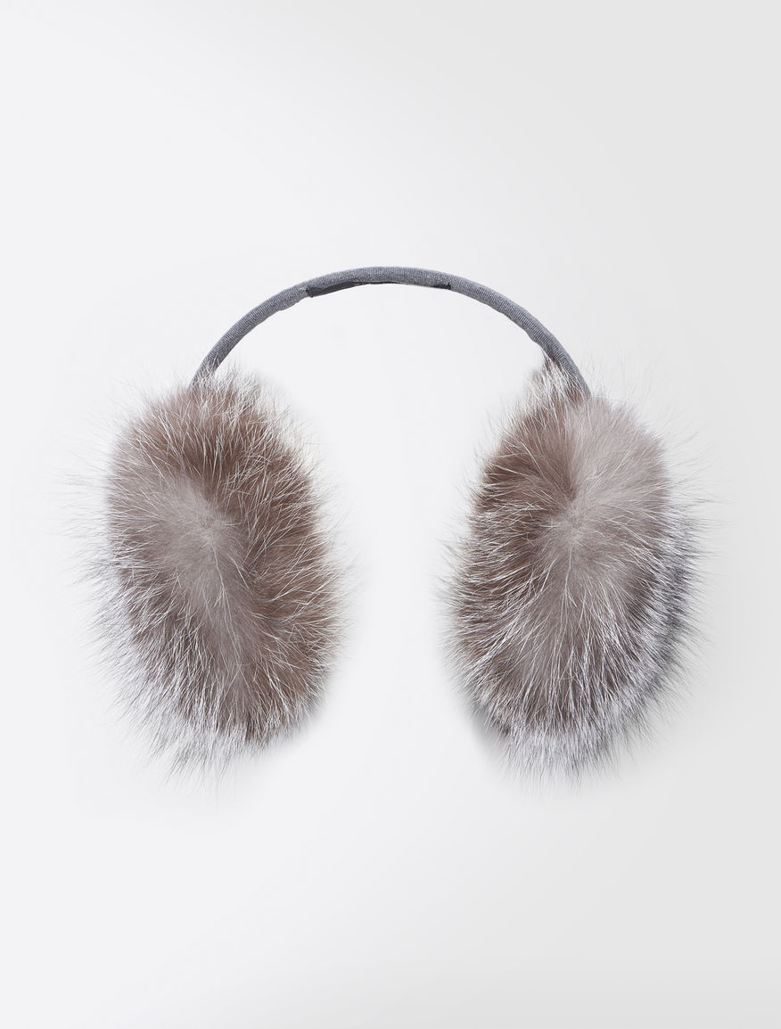 Fox fur earmuffs Weekend Maxmara Fox fur earmuffs Weekend Maxmara
