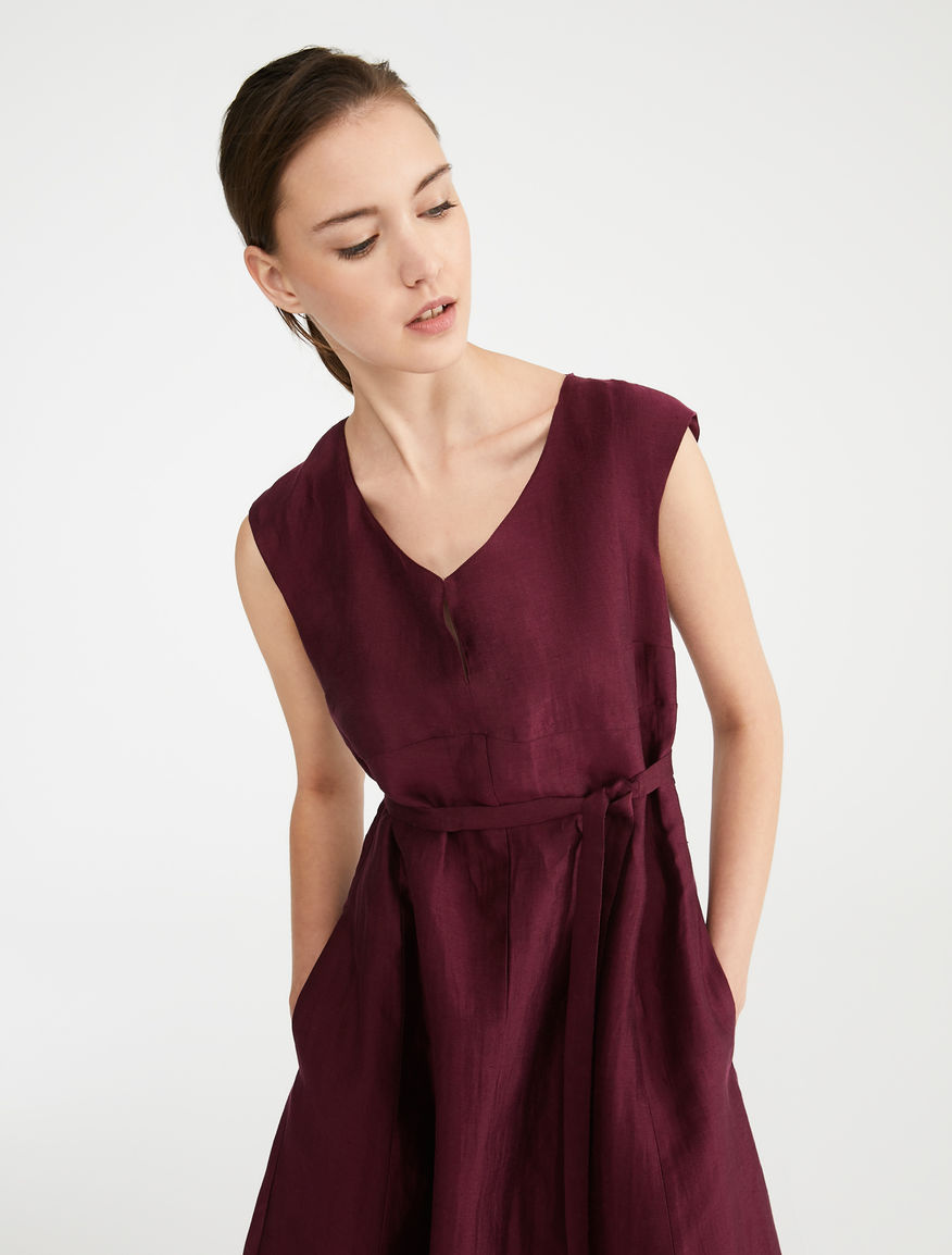 Dress in silk and linen satin Weekend Maxmara Dress in silk and linen satin Weekend Maxmara