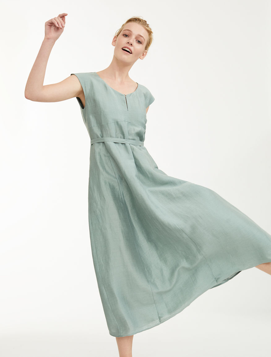 Dress in silk and linen satin Weekend Maxmara Dress in silk and linen satin Weekend Maxmara