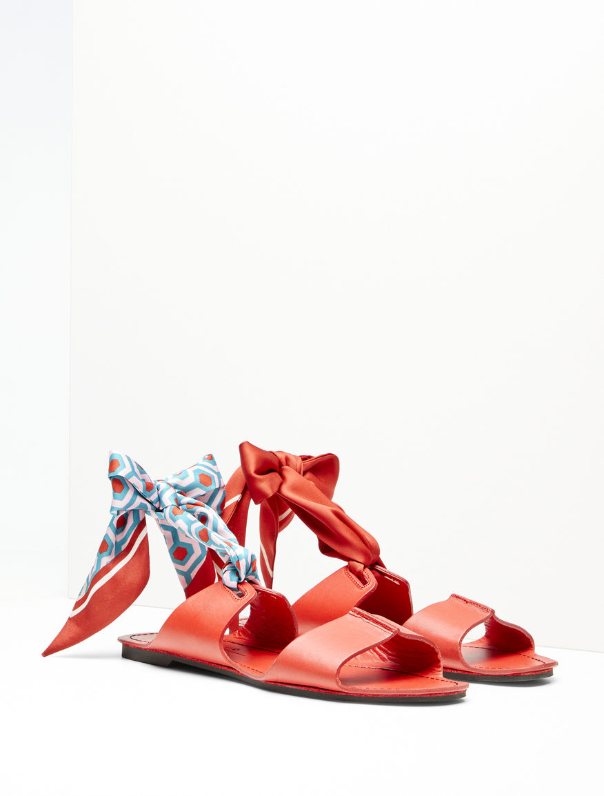 Flat leather sandals Weekend Maxmara Flat leather sandals Weekend Maxmara