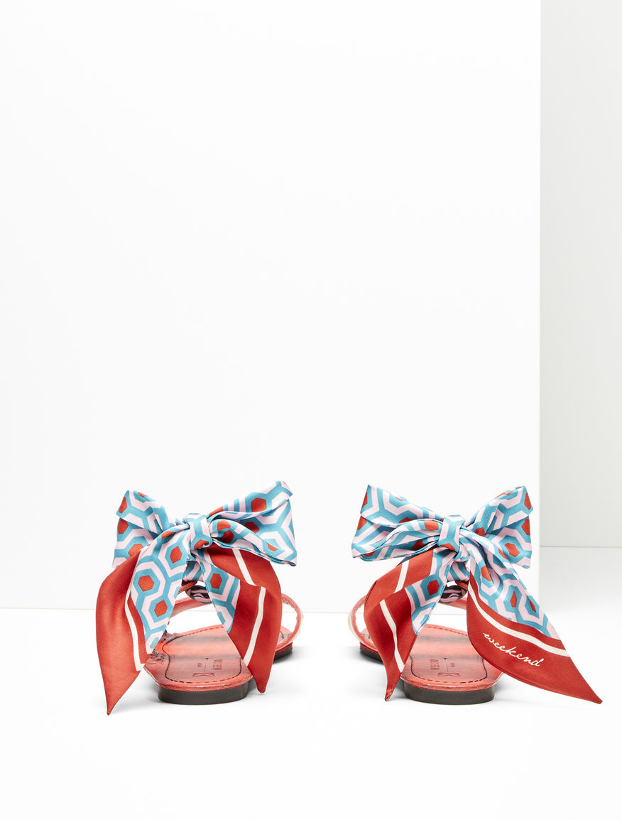 Flat leather sandals Weekend Maxmara Flat leather sandals Weekend Maxmara