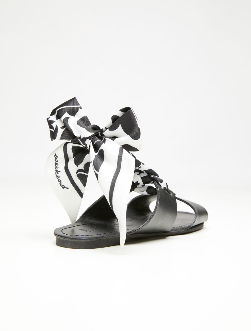 Flat leather sandals Weekend Maxmara Flat leather sandals Weekend Maxmara