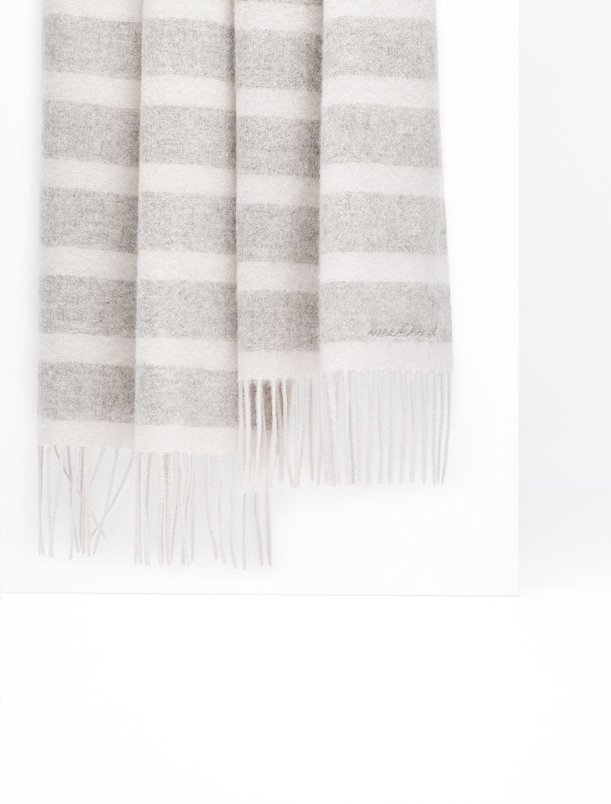 Cashmere scarf Weekend Maxmara Cashmere scarf Weekend Maxmara