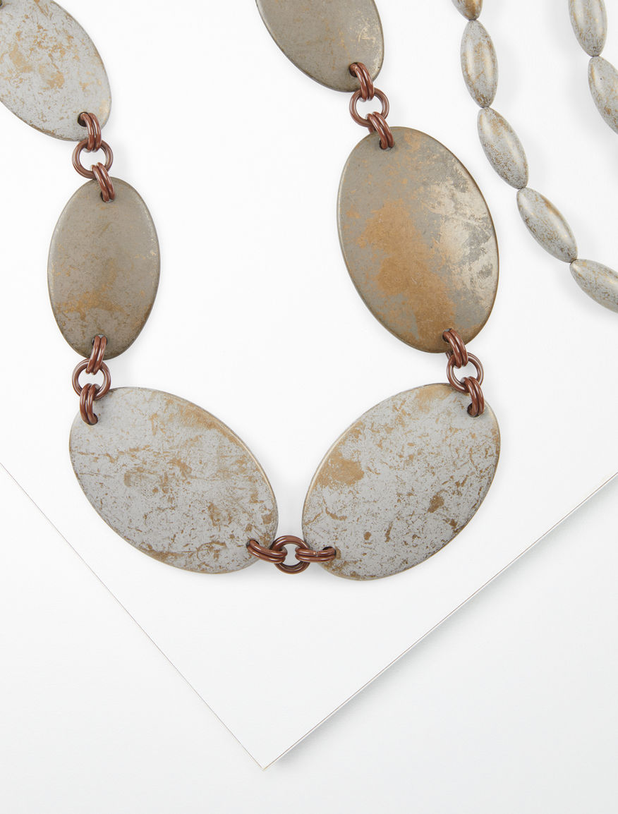 Set 2 resin necklaces Weekend Maxmara Set 2 resin necklaces Weekend Maxmara