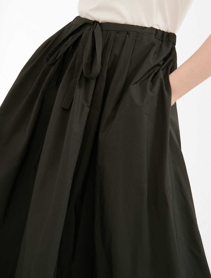 Technical fabric skirt Weekend Maxmara Technical fabric skirt Weekend Maxmara