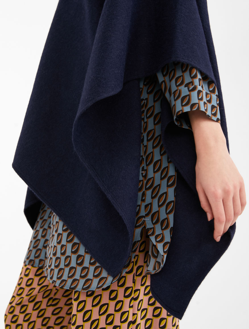 Alpaca cape Weekend Maxmara Alpaca cape Weekend Maxmara
